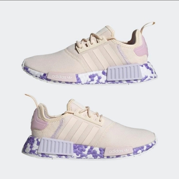 NEW Adidas Originals NMD R1 Women's Running Shoes Size 8 - Picture 4 of 8